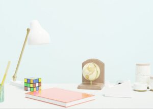 Pegboard w mieszkaniu - ściana porządku do kuchni, biura i przedpokoju krok po kroku