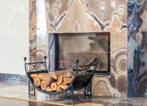 Listwy przypodłogowe z kanałem kablowym i LED - porządek w kablach i miękkie światło krok po kroku