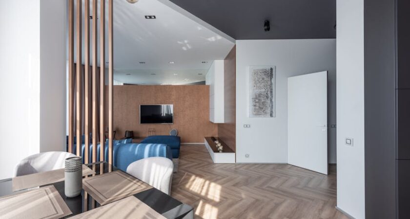 Renowacja parkietu bez cyklinowania - matowienie, uzupełnienia i nowe wykończenie krok po kroku