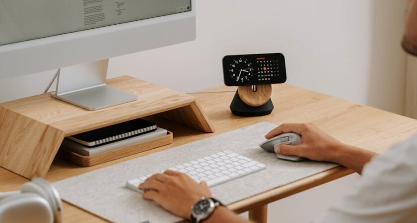 Ukryta ładowarka indukcyjna w blacie - wybór, frezowanie i montaż krok po kroku